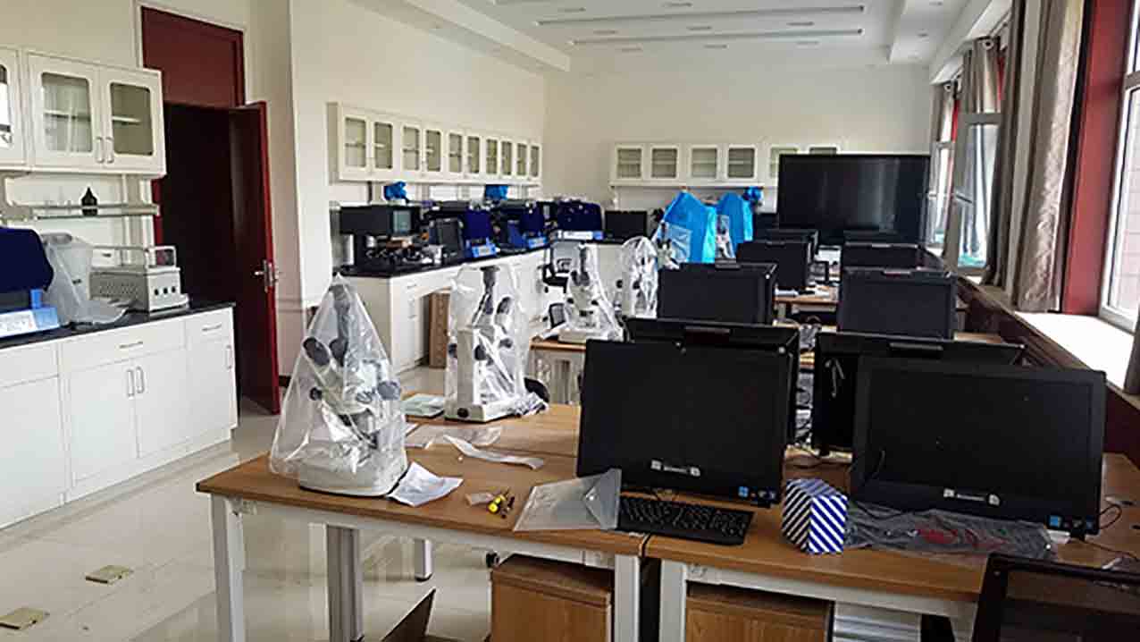 毕思特承建河北经贸大学法学院文检实验室